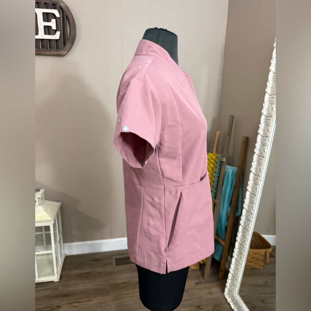 Figs • Mineral Mauve Tunis Scrub Top - Picture 3 of 15